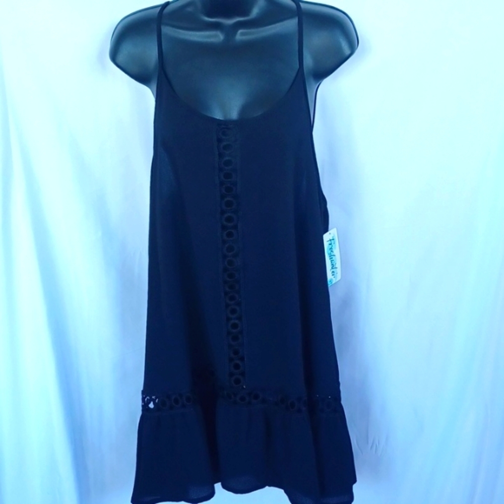 ✨Freshwater Woman swim cover up dress sz M✨